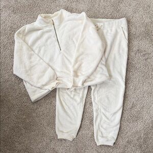 Cozy Cream Fleece Set